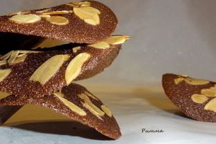 Шоколадные чипсы с миндалем