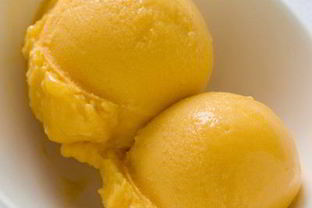 Сливочный сорбет из манго