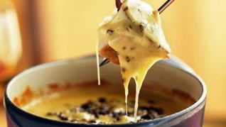 Сырное фондю с белым вином