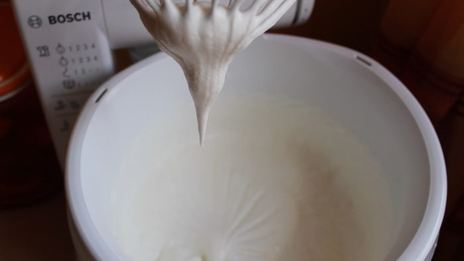 торт-десерт из слоеного теста