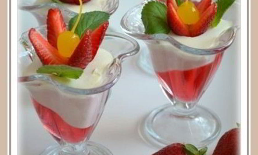 Рецепт творожного десерта с клубникой