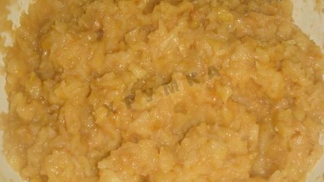 яблочное пюре со сгущенкой