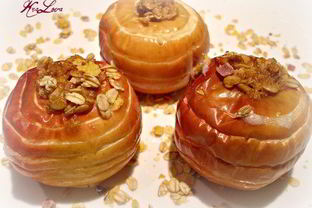 Яблоки, запеченные с мюсли