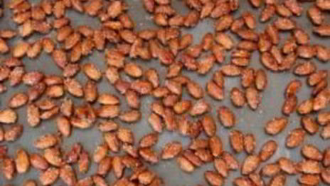 жареный миндаль с медом