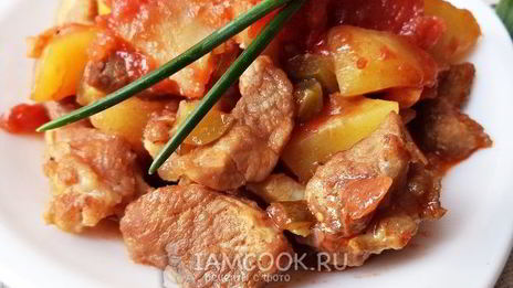 азу по-татарски в горшочках