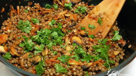 чечевица с шампиньонами