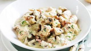 Картофель с курицей под сливками