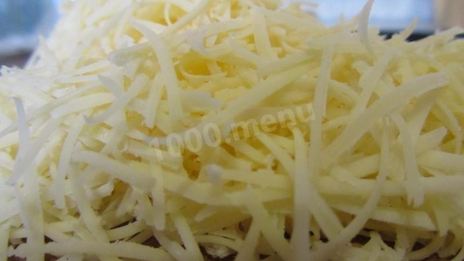 картофель с сосиской в духовке