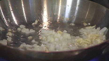 красный рис с артишоками и кардамоном