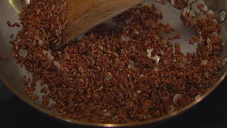 красный рис с артишоками и кардамоном