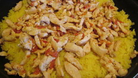 пикантный рис с курицей