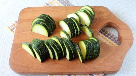 рис с кабачками и курицей в мультиварке