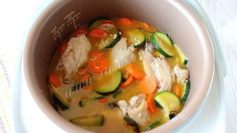 рис с кабачками и курицей в мультиварке