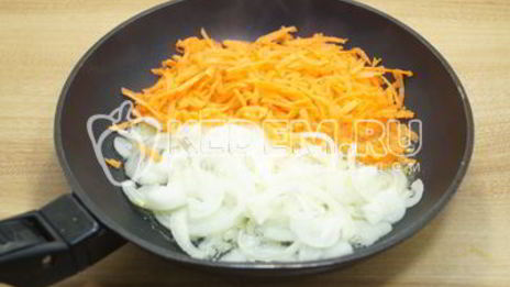 рис с кальмарами