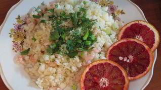 Рис с креветками и грушей