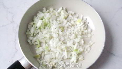 рис с шампиньонами и рубленой курицей