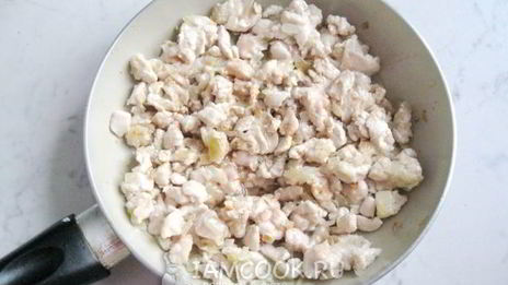 рис с шампиньонами и рубленой курицей