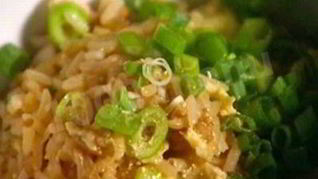 Жареный рис по-кантонски