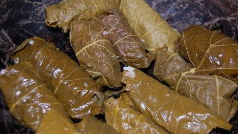 долма из виноградных листьев