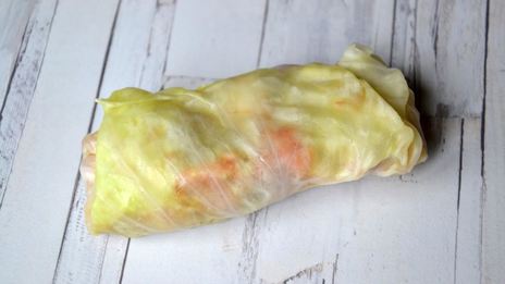 голубцы с фаршем и рисом в кастрюле