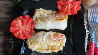 Голубцы с сосисками и сыром