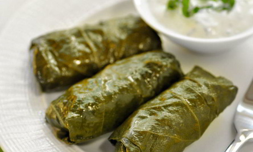 Рецепт голубцов в виноградных листьях
