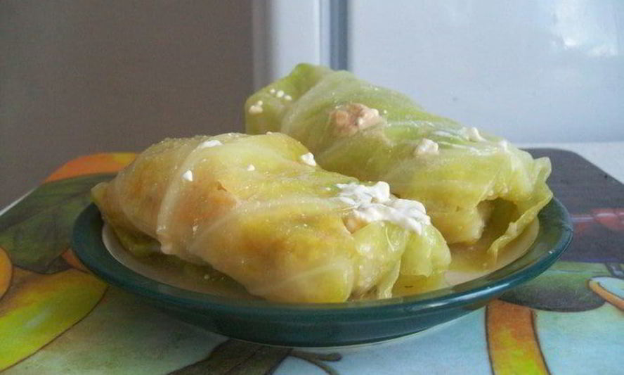 Рецепт горячих голубцов в сметане