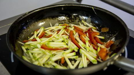 гречневая лапша с кальмарами