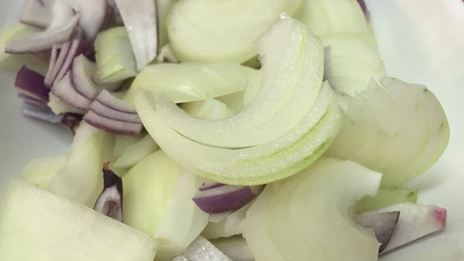 гречневая лапша соба с курицей и овощами