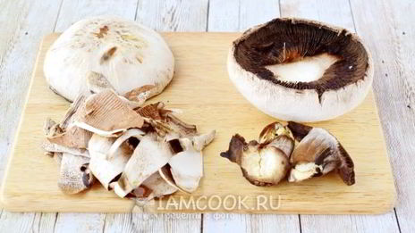 фаршированные грибы с сыром в духовке