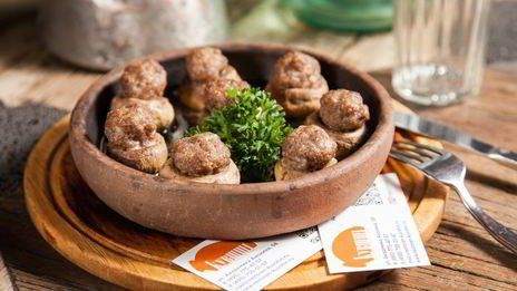 шампиньоны, фаршированные мясом