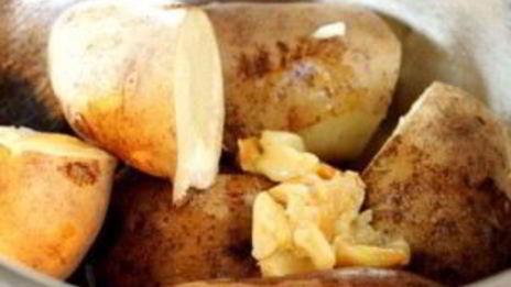 картофельное пюре с чесноком и сыром