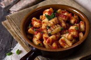 Картофельные клецки с луком-шалот