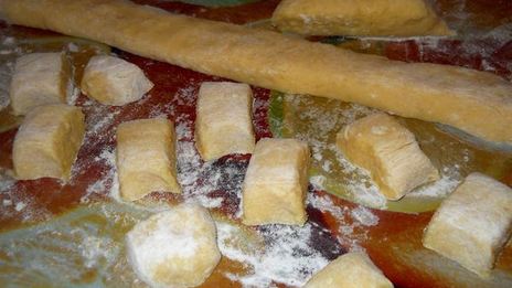 картофельные ньокки с грибной подливкой