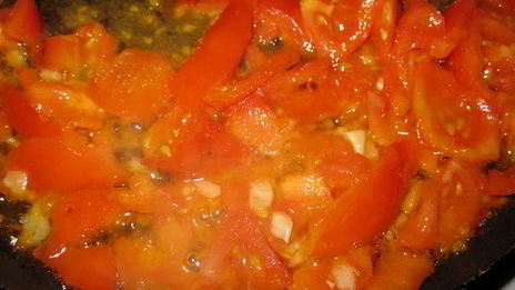 картофельные ньокки с соусом из помидоров