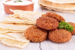 Фалафель с кедровыми орехами