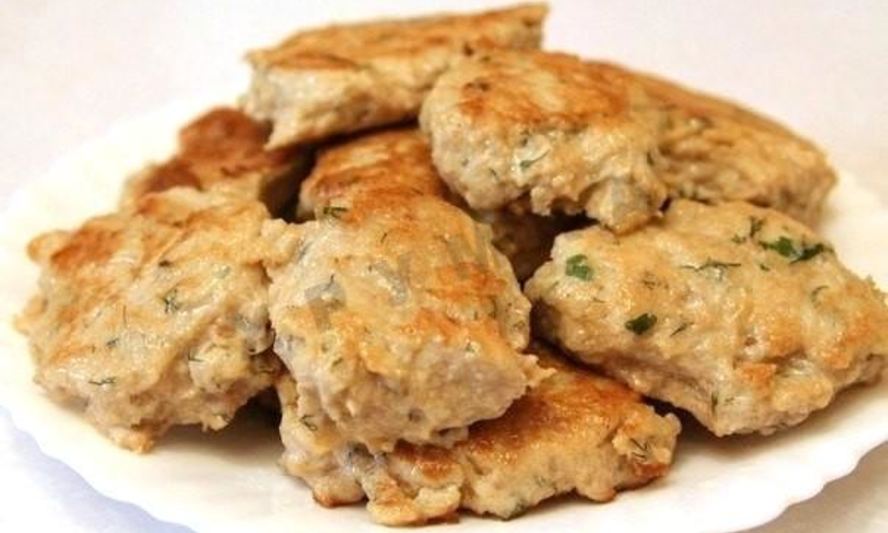 Рецепт котлет из индейки с манкой на сковороде