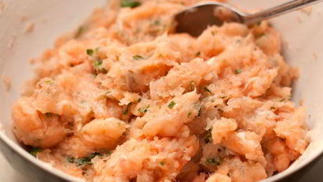 котлеты из красной и белой рыбы