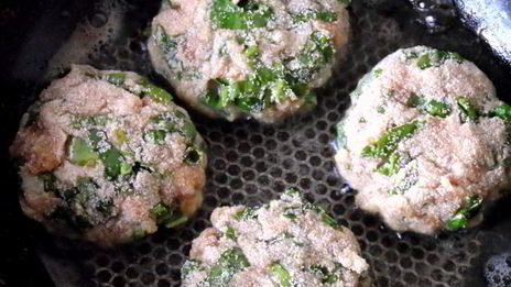 котлеты со шпинатом
