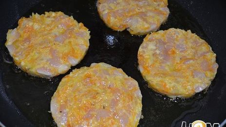 куриные котлеты с овощами