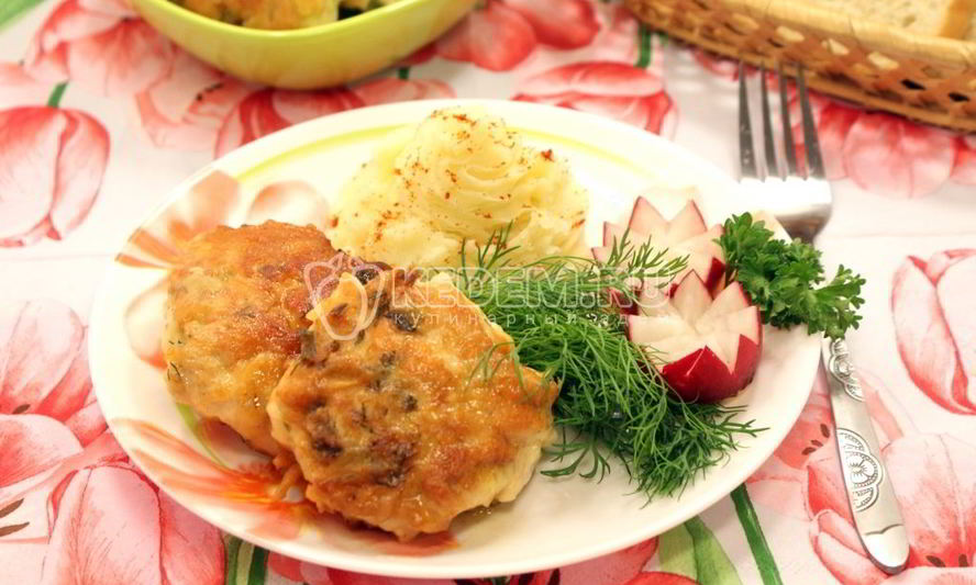 Рецепт куриных котлет с сыром и зеленью