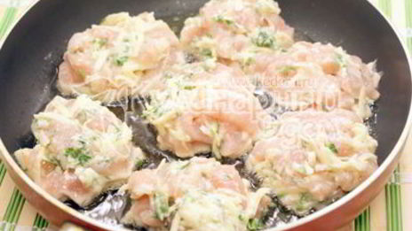 куриные котлеты с сыром и зеленью