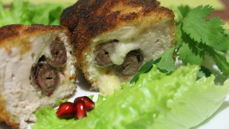 куриные котлеты с сюрпризом