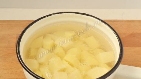 куриные котлеты в картофельных корзиночках