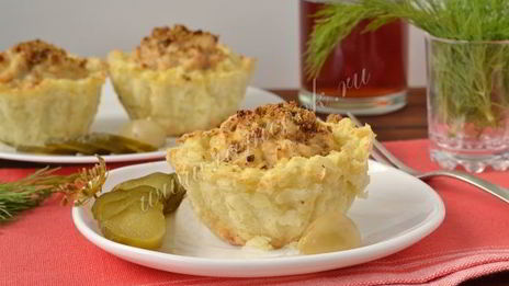 куриные котлеты в картофельных корзиночках