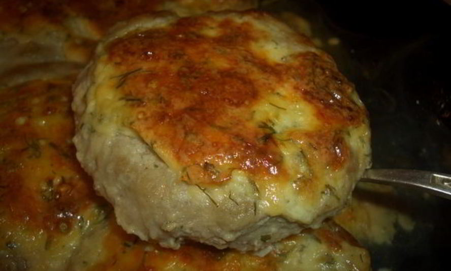 Рецепт мясных котлет гнезда с сыром