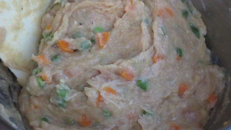 рыбные котлетки с морковью и стручковой фасолью в духовке