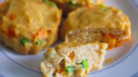 рыбные котлетки с морковью и стручковой фасолью в духовке