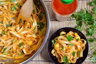 Лапша под соусом