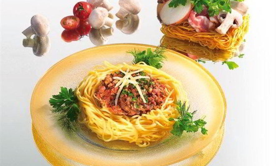 Рецепт лапши с копченой грудинкой и грибами